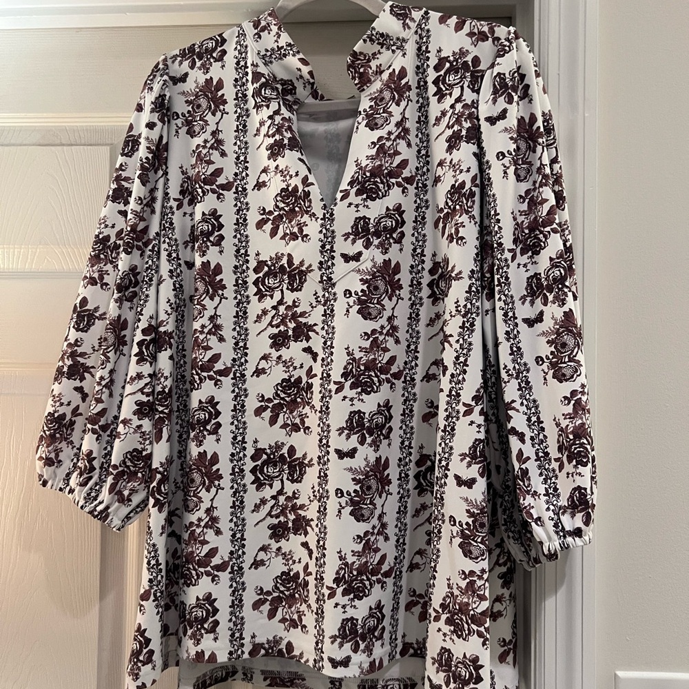 Smith and Quinn Eliza  Top - chocolate brown and White